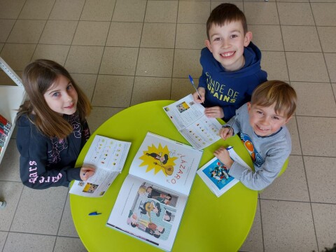 Boekenspel in de bib